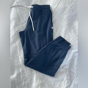 Vuori performance joggers